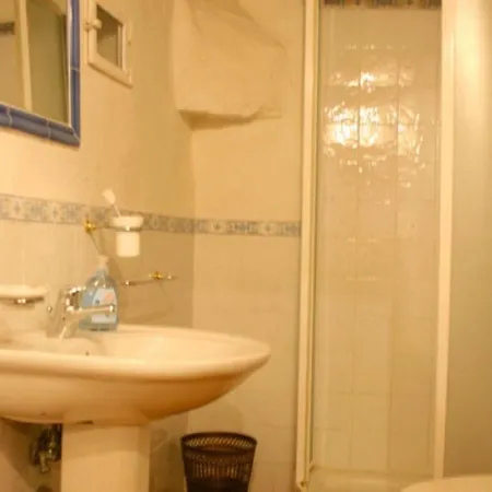 Villa Cegliolo Sleeps 5 Pool Wifi